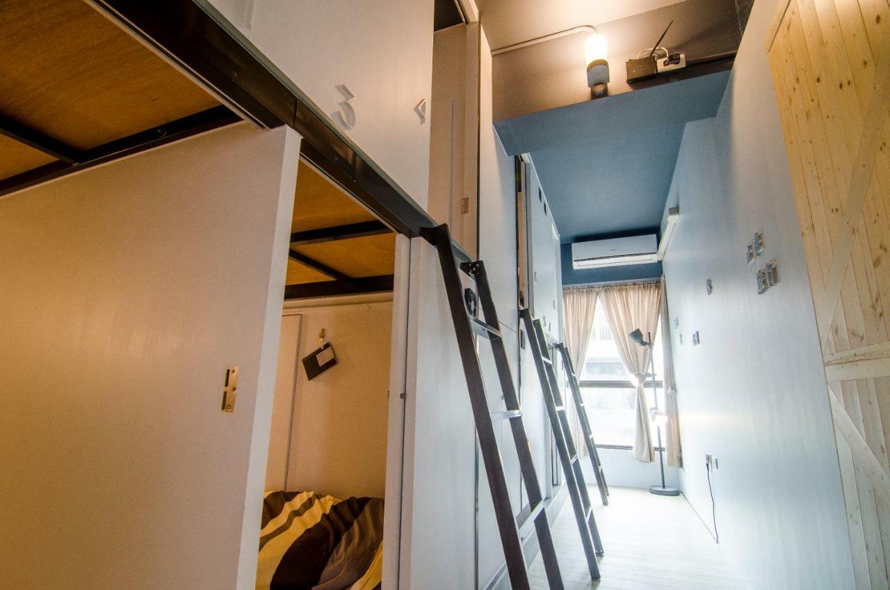 Flying Backpacker Hostel Yilan Exterior photo